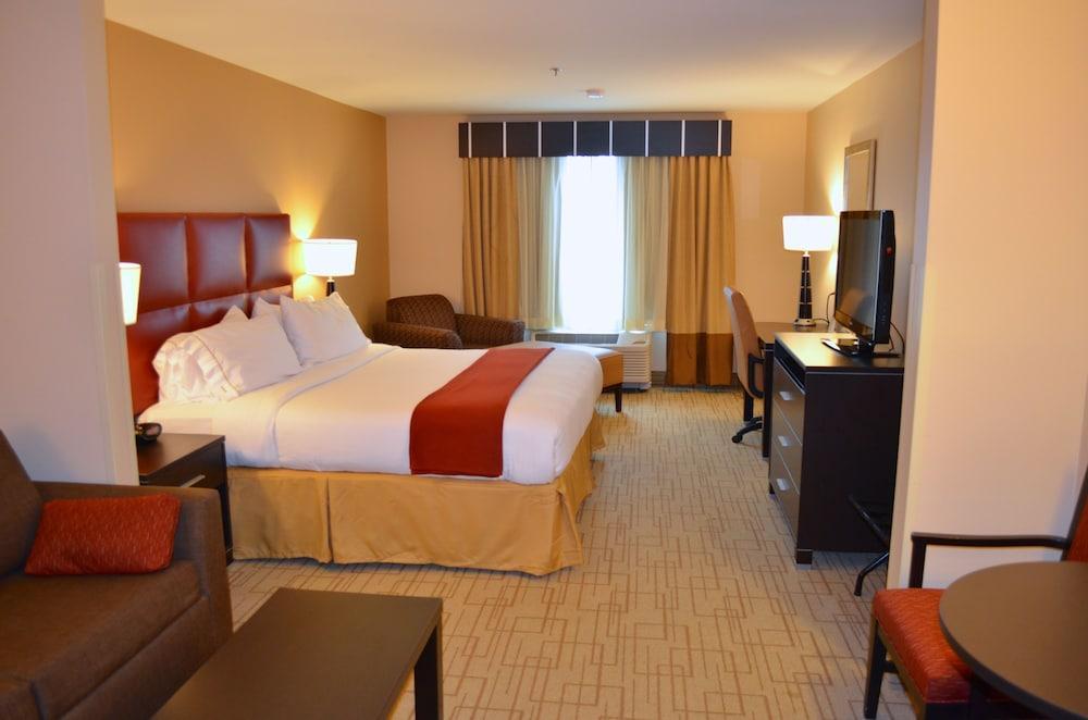 Holiday Inn Express & Suites - Smithfield/Selma By Ihg Eksteriør billede