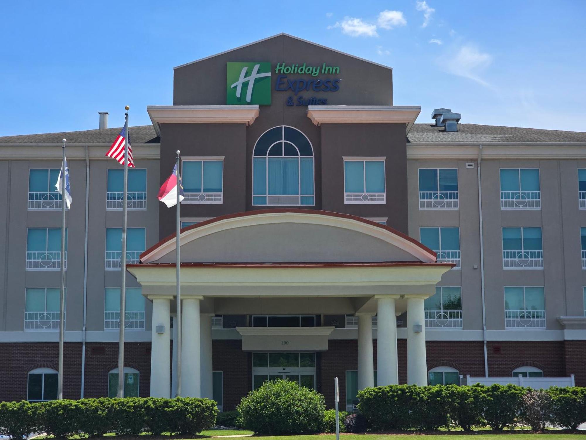 Holiday Inn Express & Suites - Smithfield/Selma By Ihg Eksteriør billede
